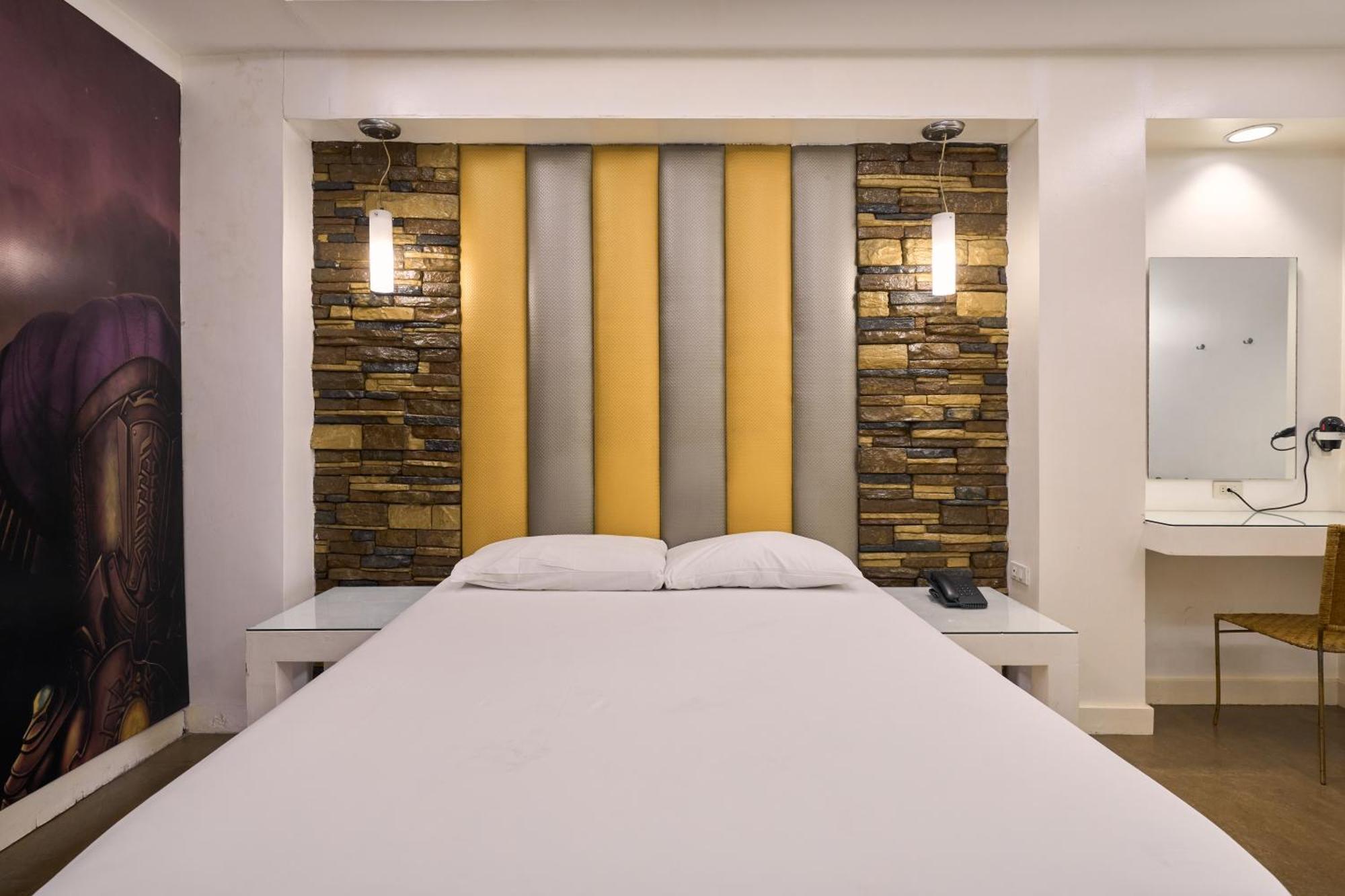 Hotel Victoria Court Malabon Valenzuela Zewnętrze zdjęcie